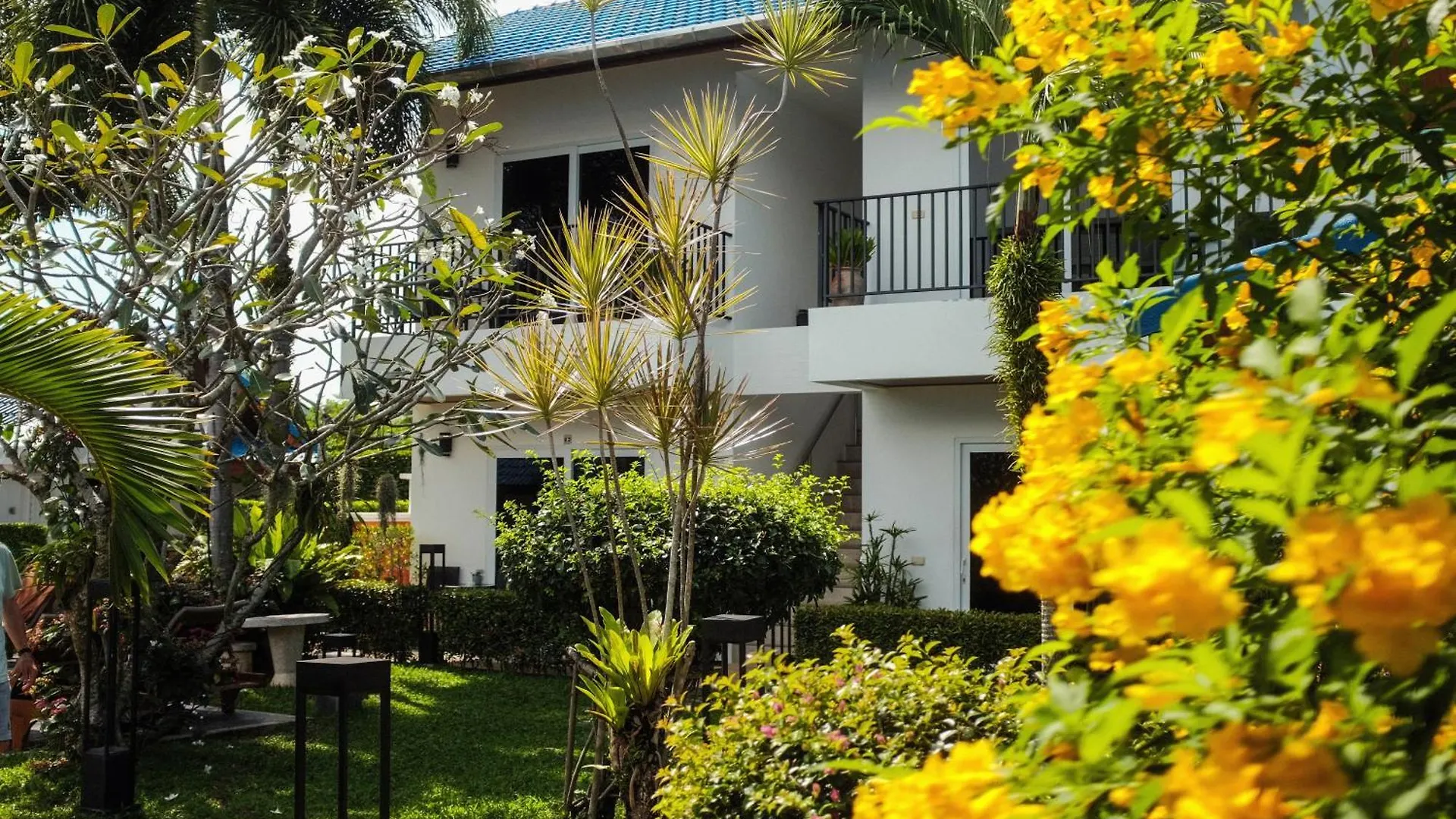 Phuket Airport Hotel - Sha Extra Plus Nai Yang Beach